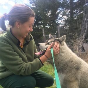 Meet your Posher, Mae